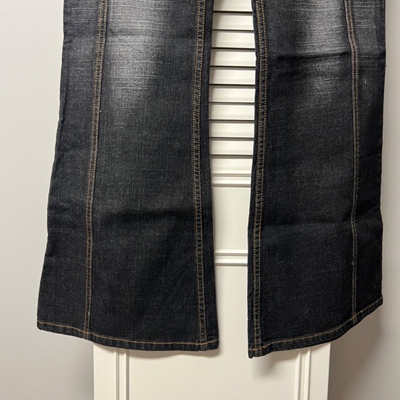 Jeans - Picture 2 of 5